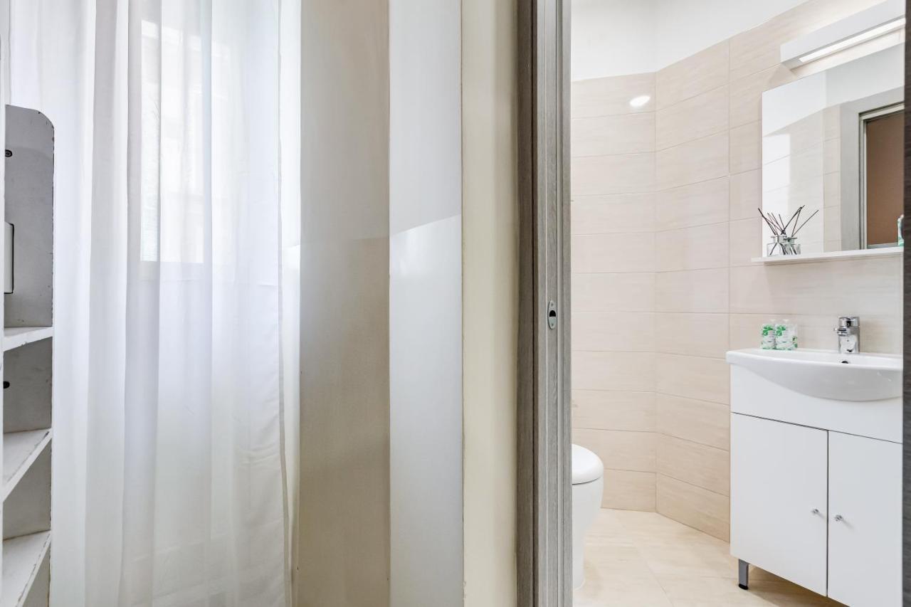 Apartment Bdc - Prestige 3bdr 3bath In Monti District Rom